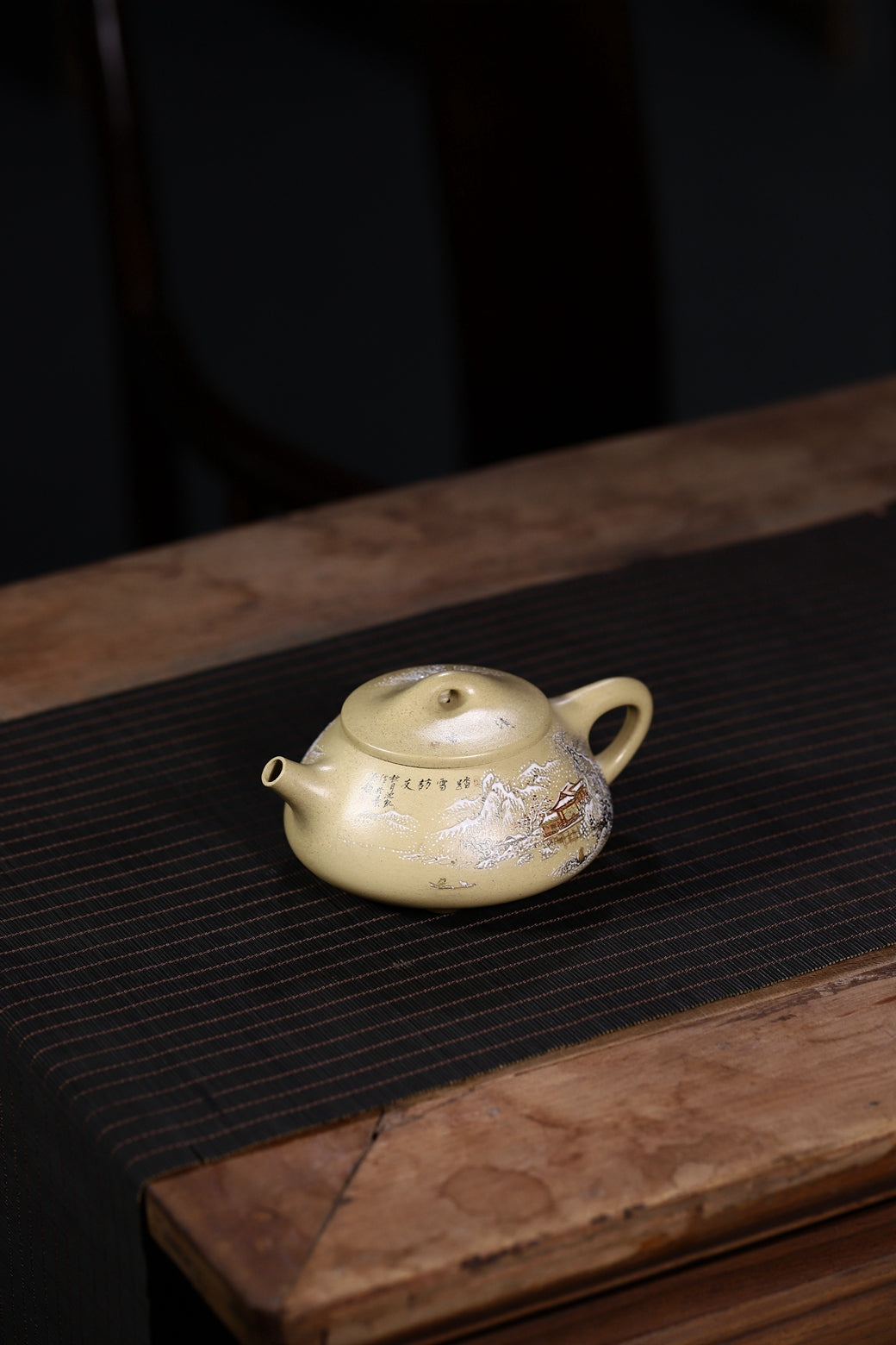 大师许成权高徒张丽老师制壶，陶瓷艺术大师沈凯老师装饰新品【景舟石瓢 · 踏雪飞鸿】270cc