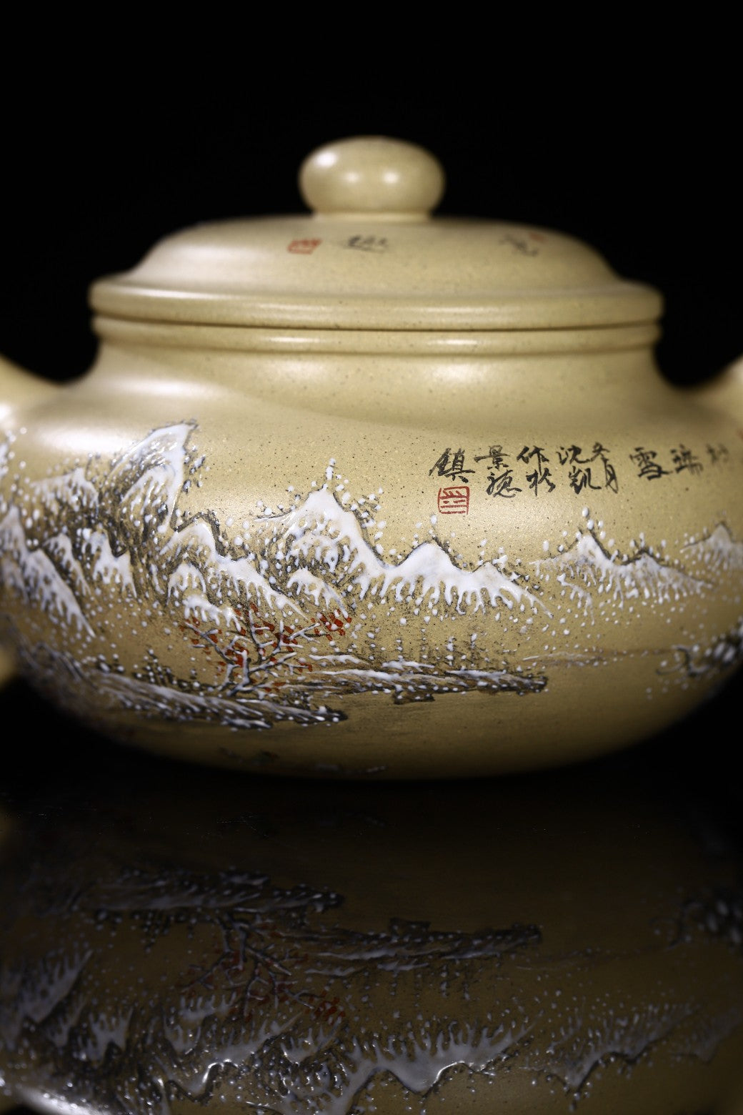 省大师许成权高徒张丽老师制壶，江西省陶瓷艺术大师沈凯老师装饰新品【玉蕊山麓】老一厂本山绿泥，280cc！