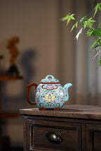 精品雅器，匠心传承！国工独家新品【宝相金莲】770cc！ 此壶为经典传统之方器，是方器中极具代表性的作品