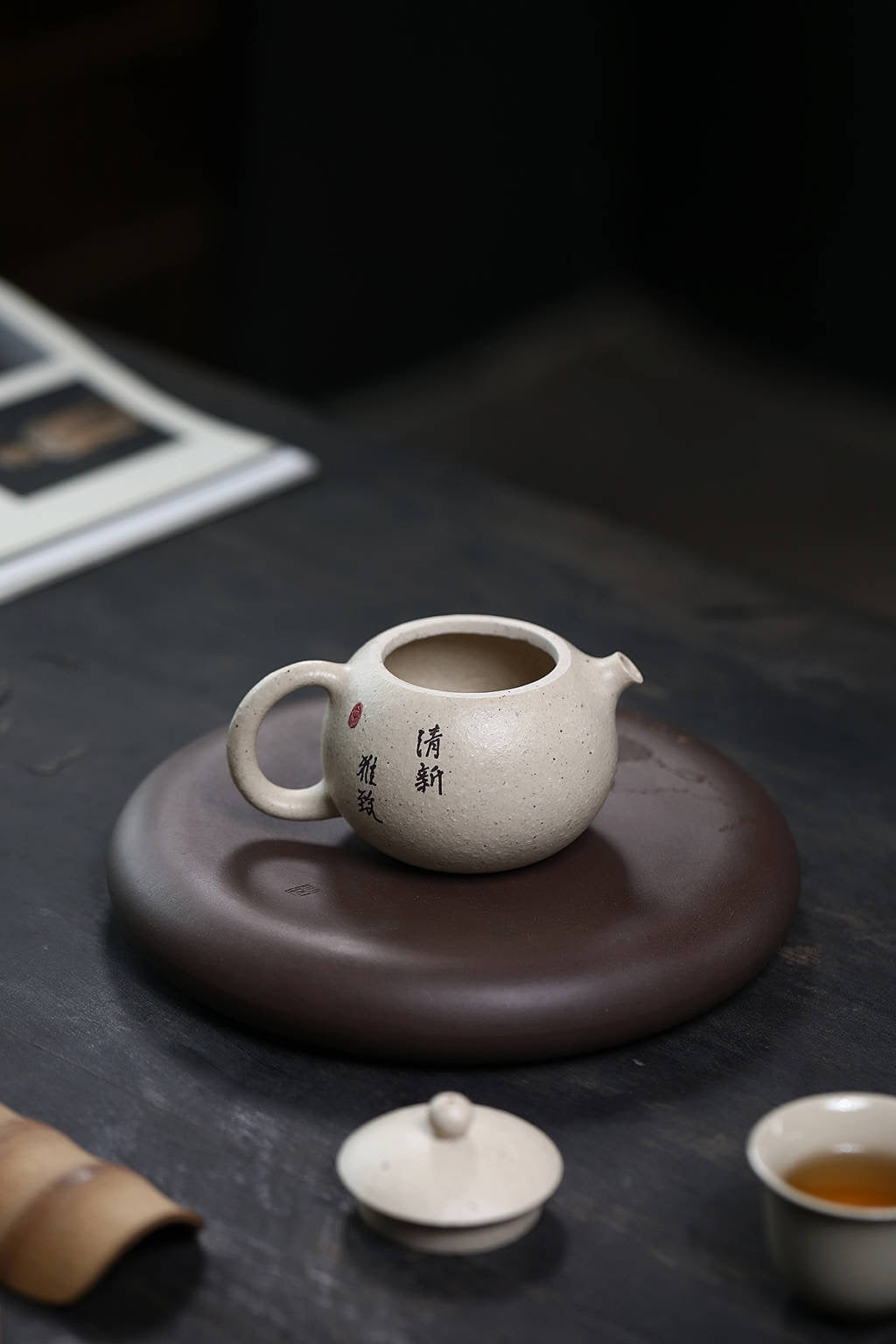 【西施】 珍稀定窑白 内推九孔 180cc 朱治玲手制