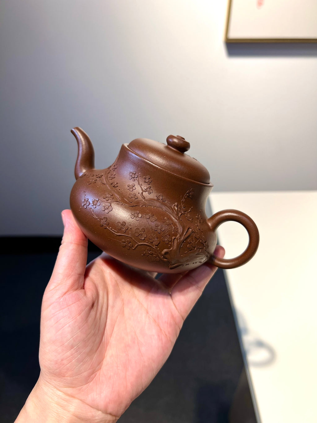 【暗香玉露】 陈腐文革清 容量 300cc 器型端庄挺秀 线条明朗大气 &nbsp;韵味十足 壶身圆润敦厚