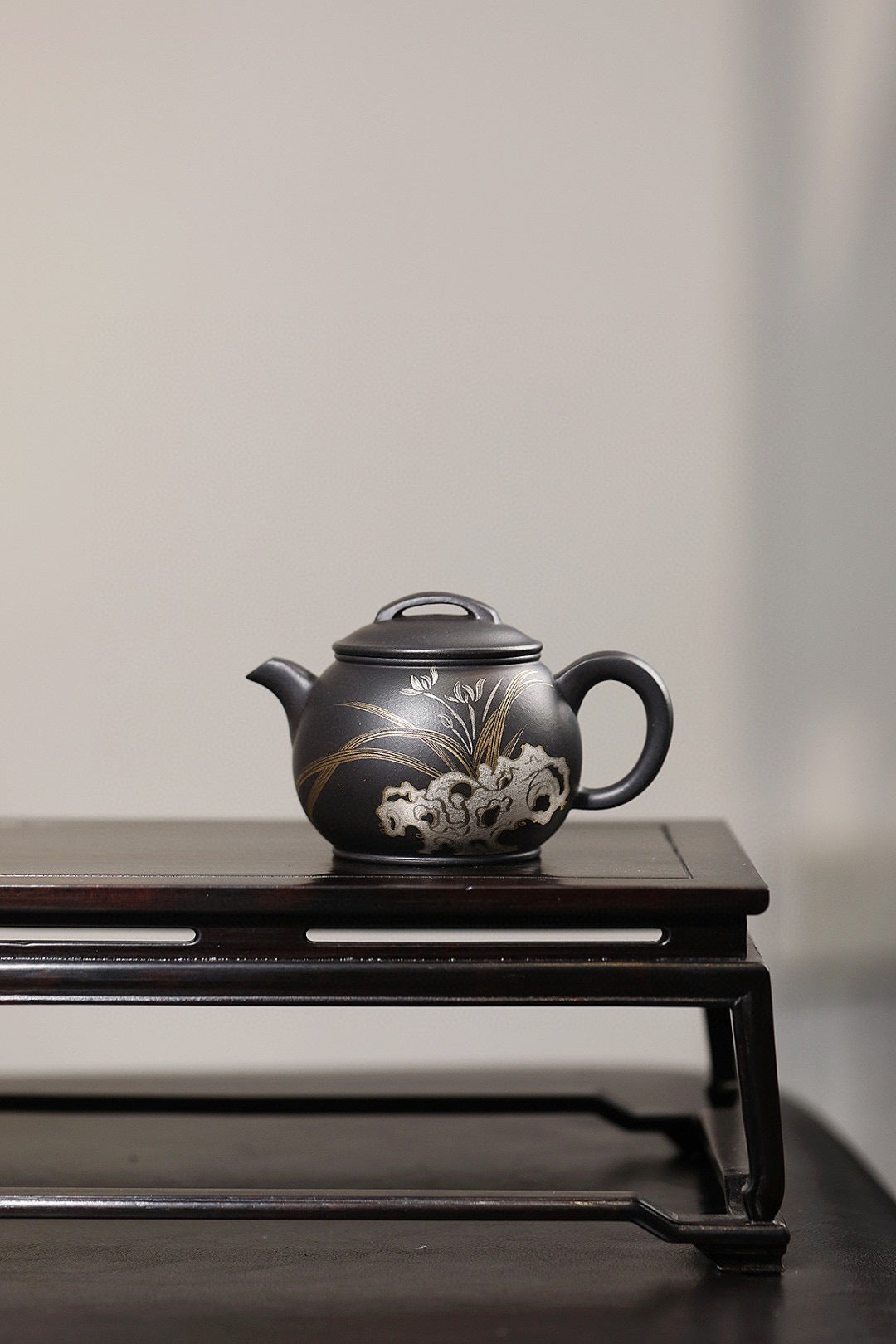 小精品丨圆瓦  黑泥，150cc，内推孔，余海燕