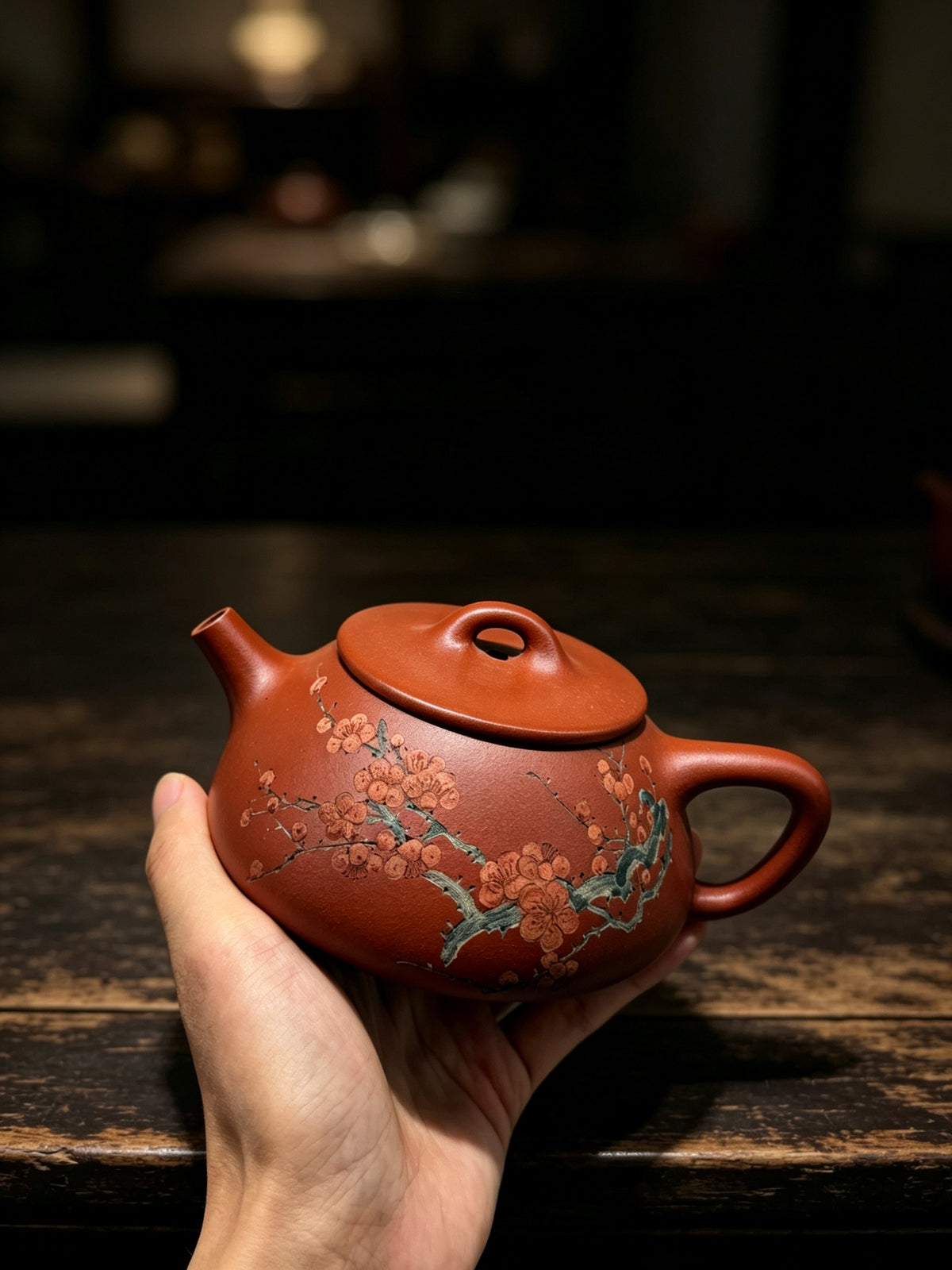 ✨【梅香入壶，一盏清欢渡岁月】✨ 作者：江南 品名：茗香石瓢 泥料：老朱泥 容量：240cc