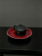 ￼紫砂七老任淦庭嫡孙 百年任氏当代家主 缶硕后嗣  品名：筋纹巨轮 容量：140cc 泥料：一厂老黑料（特高温） 作者：任俊寅