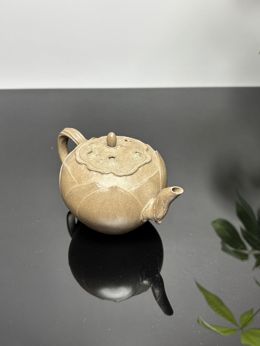蒋蓉之女 传世花器｜蒋艺华·非遗紫砂巅峰重器《连连高升壶》收藏传世·高端礼赠艺术珍品！  ——原矿优质蟹壳青段·200cc ——中国传统陶瓷艺术大师·蒋艺华 制
