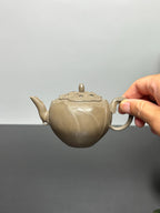 蒋蓉之女 传世花器｜蒋艺华·非遗紫砂巅峰重器《连连高升壶》收藏传世·高端礼赠艺术珍品！  ——原矿优质蟹壳青段·200cc ——中国传统陶瓷艺术大师·蒋艺华 制