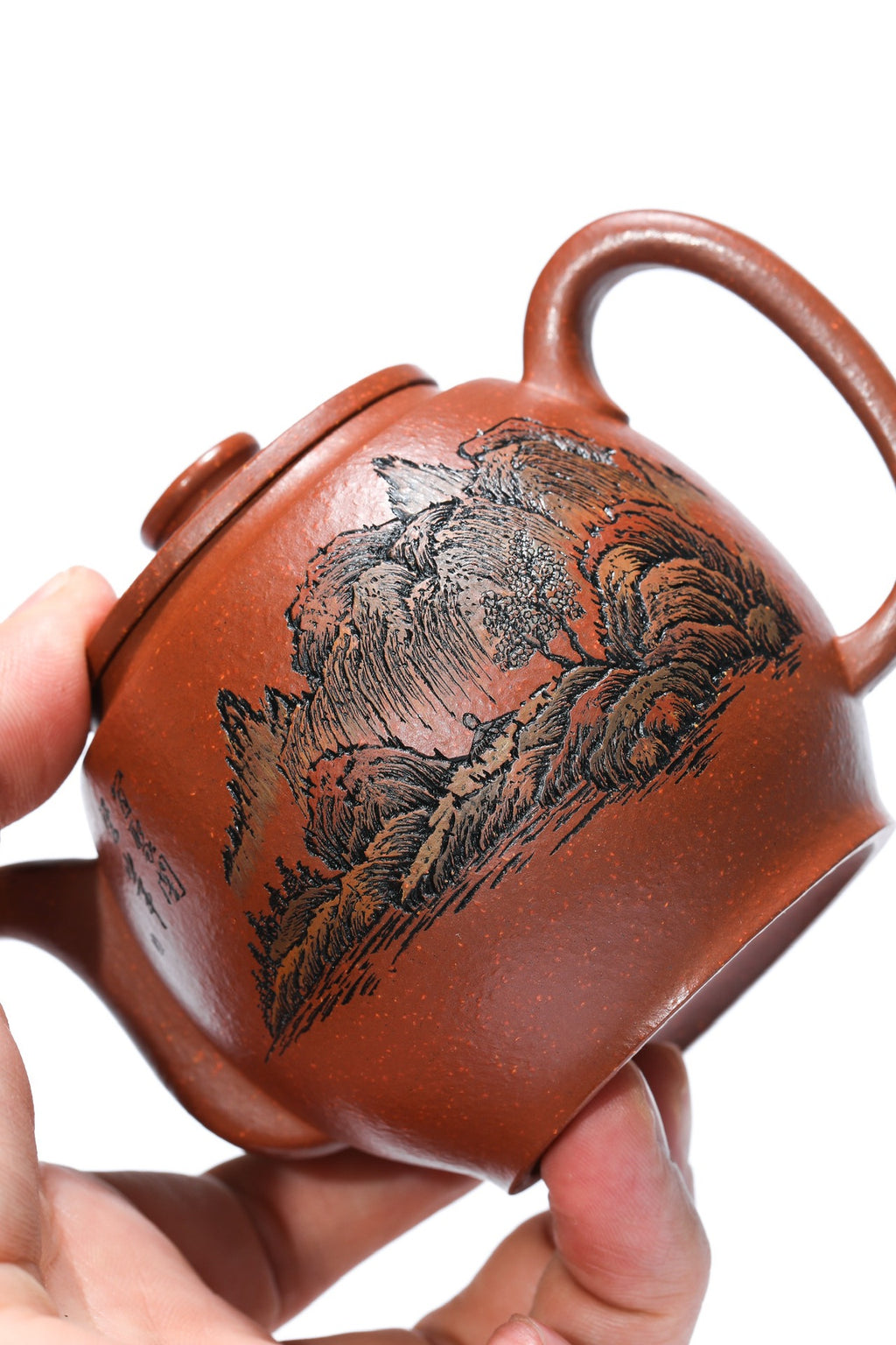 彩刻江山 礼藏之巅｜紫砂界彩刻山水标杆·李峰臻品《汲古壶》礼藏双绝 传世重器！  ——原矿优质降坡泥·260cc ——著名紫砂彩刻艺术家·李峰亲工
