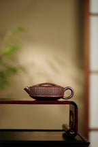 范泽锋高徒·邱爽紫砂潜力重器《竹编汉瓦壶》是您礼藏皆宜的高端艺术品👍  ——原矿优质老紫泥·150cc ——优质苏门答腊青·150cc