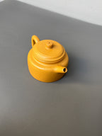 实拍，宜兴原矿紫砂·好料好工《德钟》极力推荐小精品！ ——原矿优质黄金段泥·120cc ——实力派陶艺家·张真真