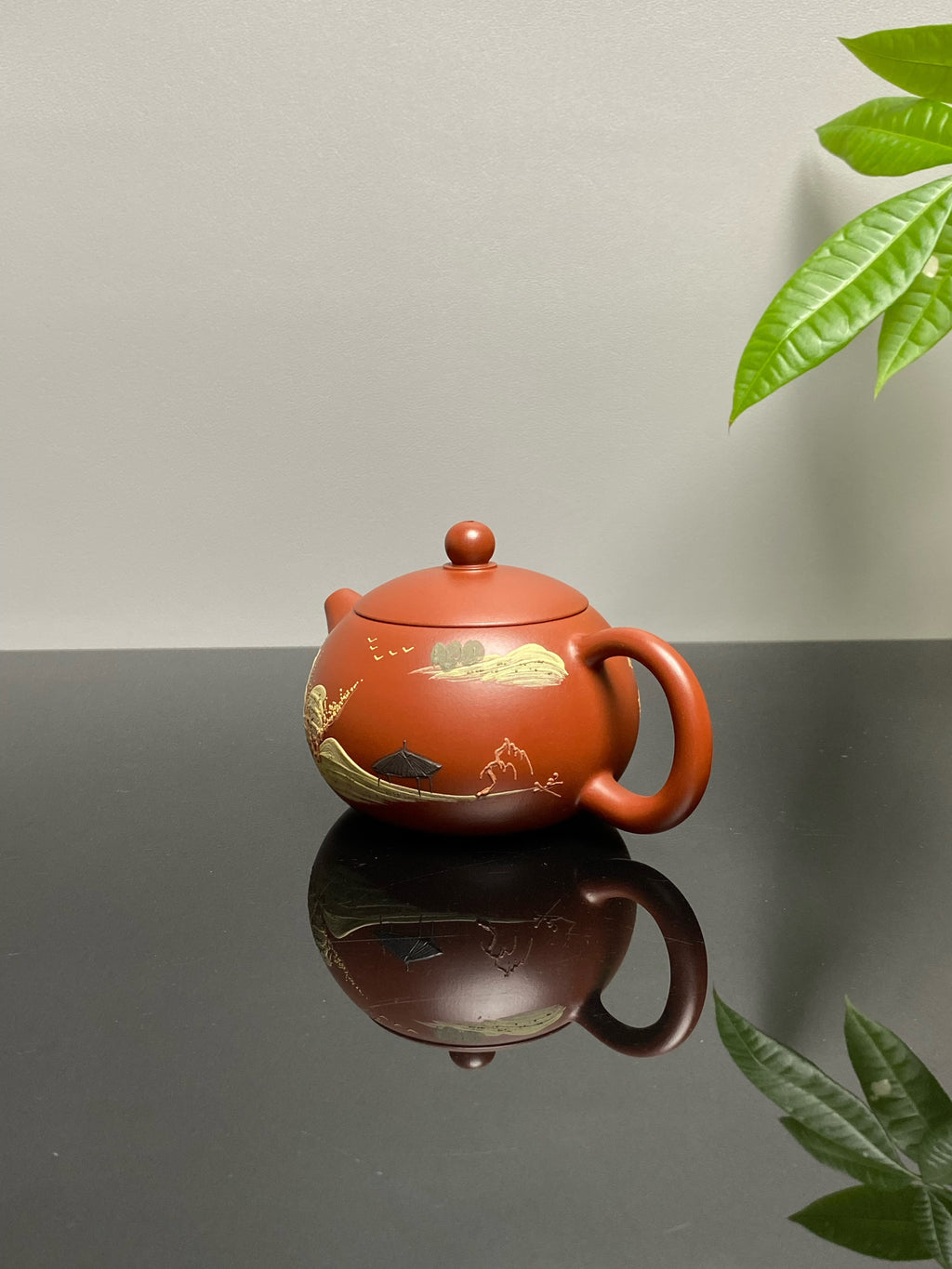 原矿紫砂好料好工《西施壶》实用精品！  ——原矿优质朱泥·220cc ——紫砂陶艺家·高华生·马慧新