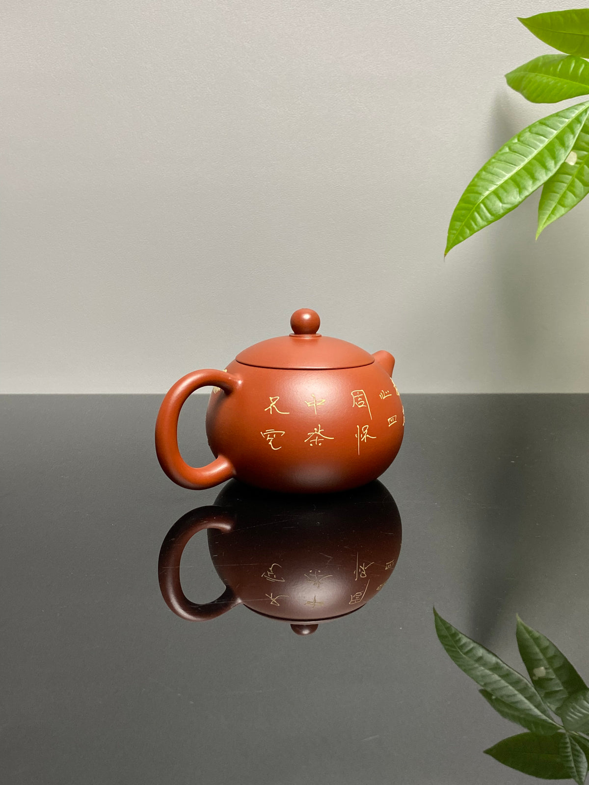 原矿紫砂好料好工《西施壶》实用精品！  ——原矿优质朱泥·220cc ——紫砂陶艺家·高华生·马慧新