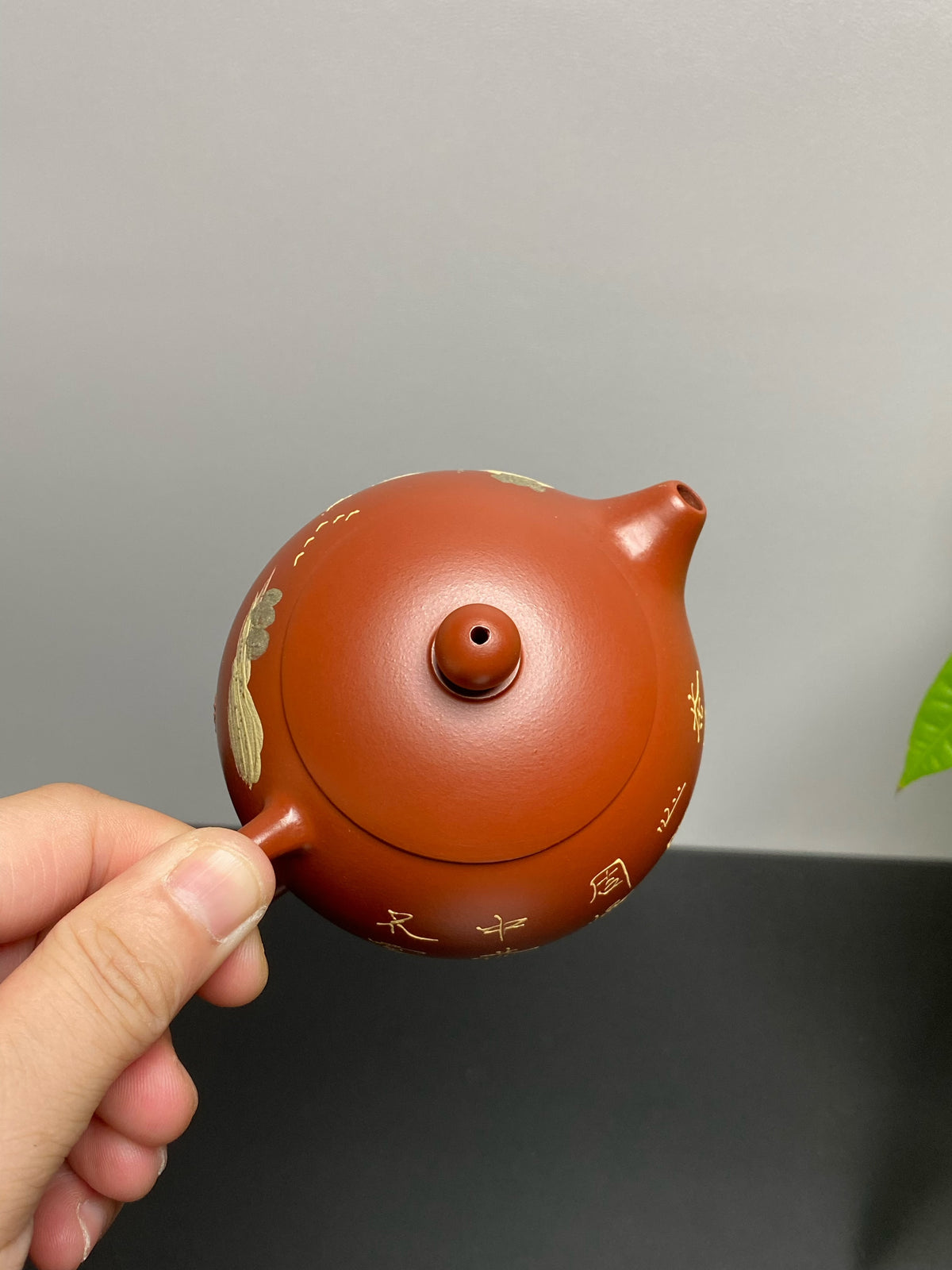 原矿紫砂好料好工《西施壶》实用精品！  ——原矿优质朱泥·220cc ——紫砂陶艺家·高华生·马慧新