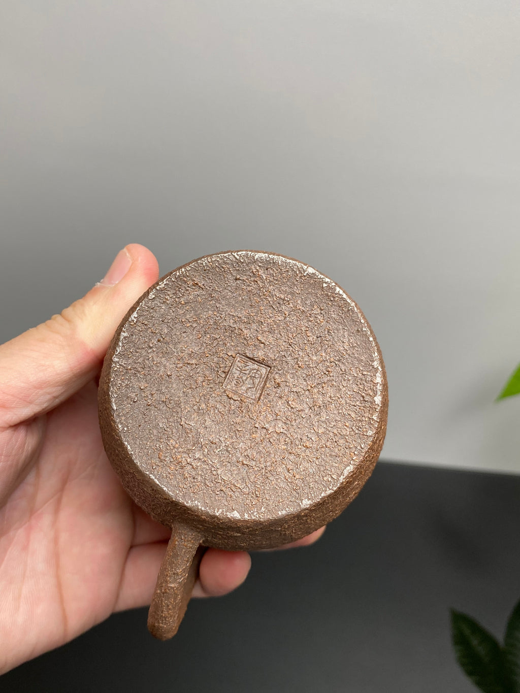 新品❤️紫砂全手工仿铁壶臻品《铁韵织尘壶》｜安辛陶·古拙孤品👍  ——原矿优质段泥柴烧·180cc