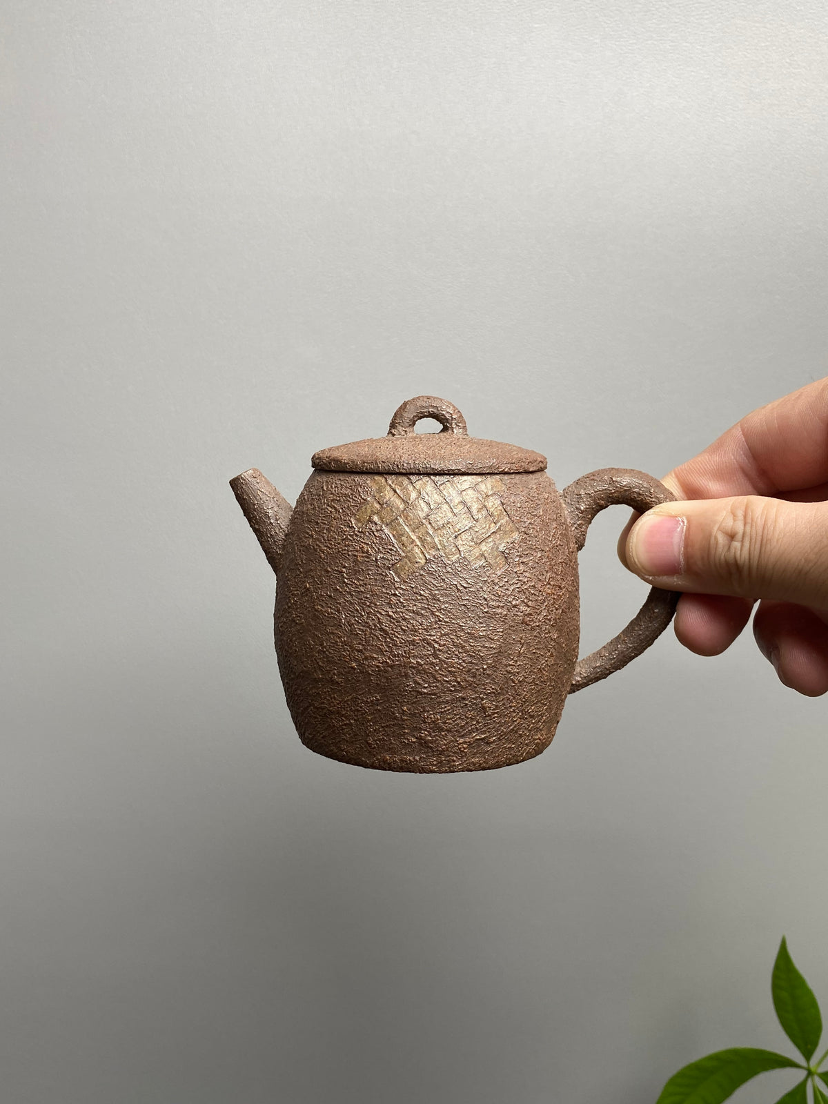 新品❤️紫砂全手工仿铁壶臻品《铁韵织尘壶》｜安辛陶·古拙孤品👍  ——原矿优质段泥柴烧·180cc
