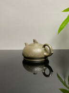 蒋蓉之女 传世花器｜蒋艺华·非遗紫砂巅峰重器《涟漪壶》收藏传世·高端礼赠艺术珍品！  ——原矿优质古玉青段·430cc（入册款代表作）