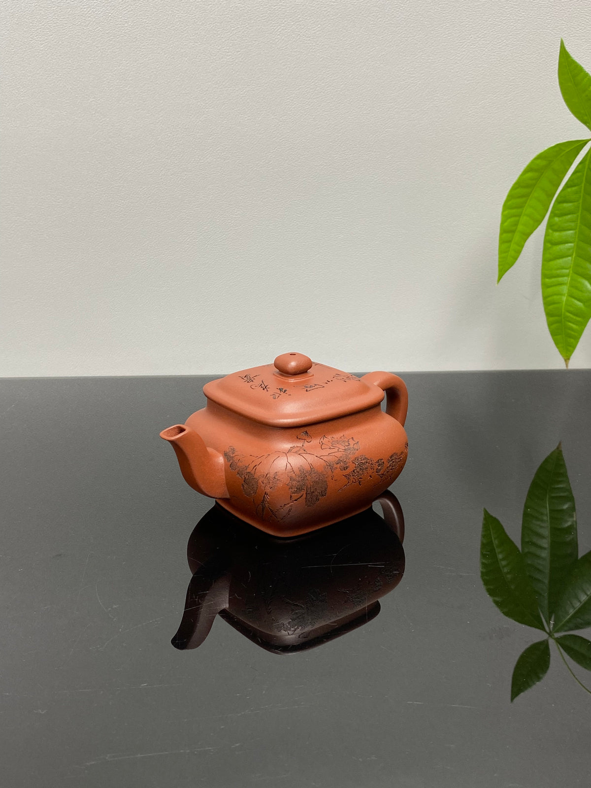 紫砂界山水陶刻标杆｜陈宏林大师传世巅峰臻品【正四方壶】收藏送礼·双绝重器! ——原矿优质底槽清·150cc