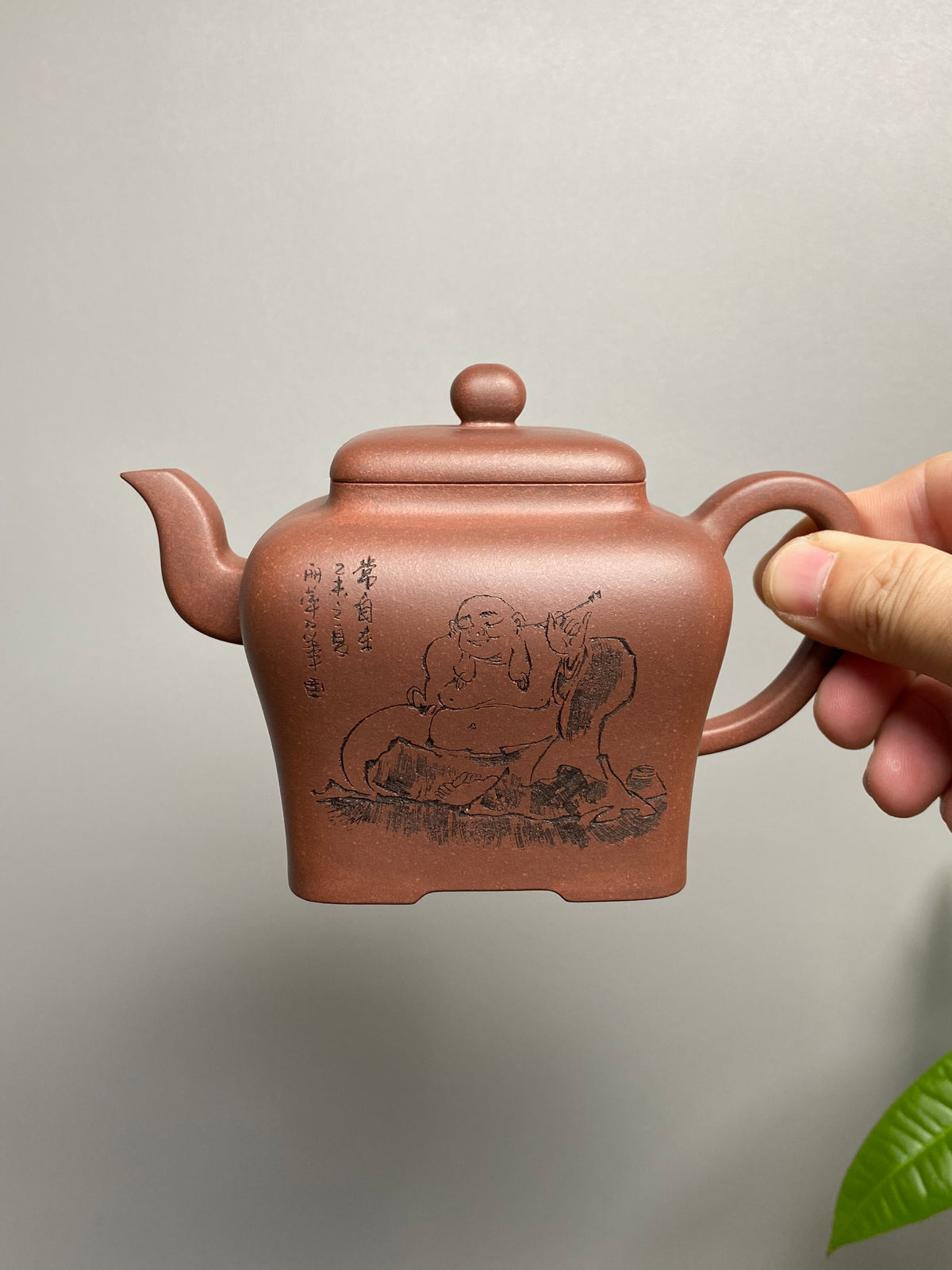紫砂界80后方器标杆·耿浩潜力臻品《鸣远四方壶》甄选原矿优质底槽清·380cc