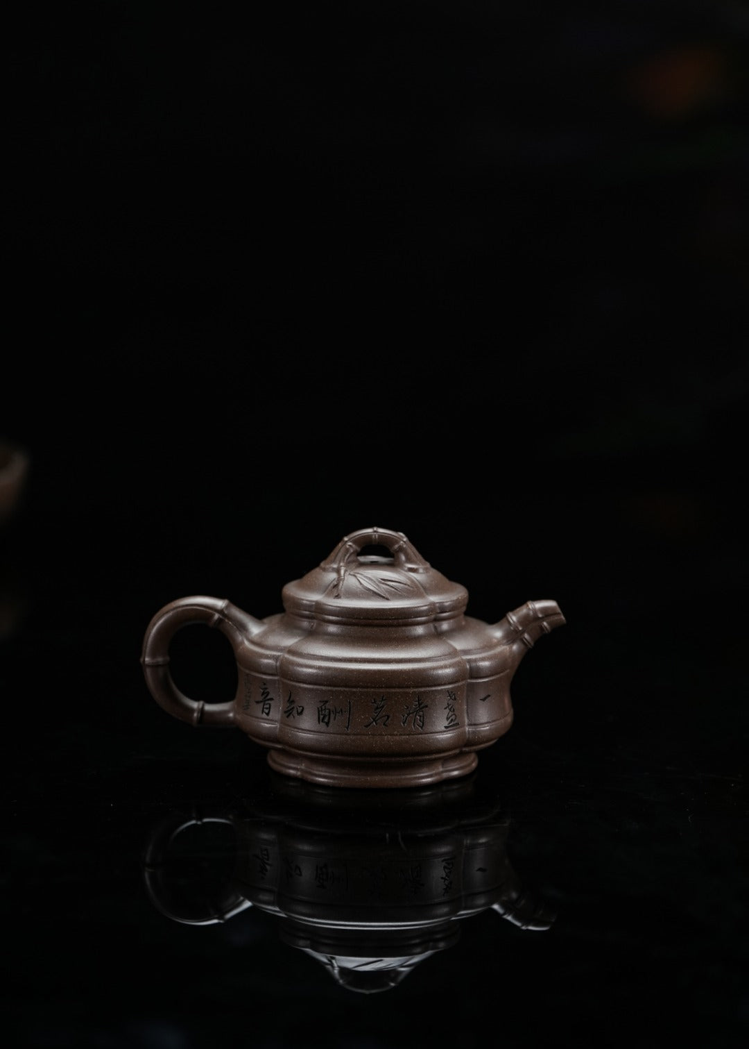 蒋蓉之女 传世花器｜蒋艺华·非遗紫砂巅峰重器《竹韵筋纹系列》——原矿优质青段 ·140cc（入册款代表作）